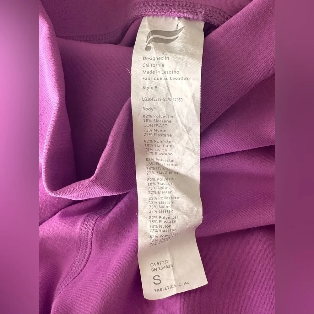 SOLD - Nwot fabletics PureLuxe Ultra High-Waisted 7/8 Legging size small - Picture 5 of 7